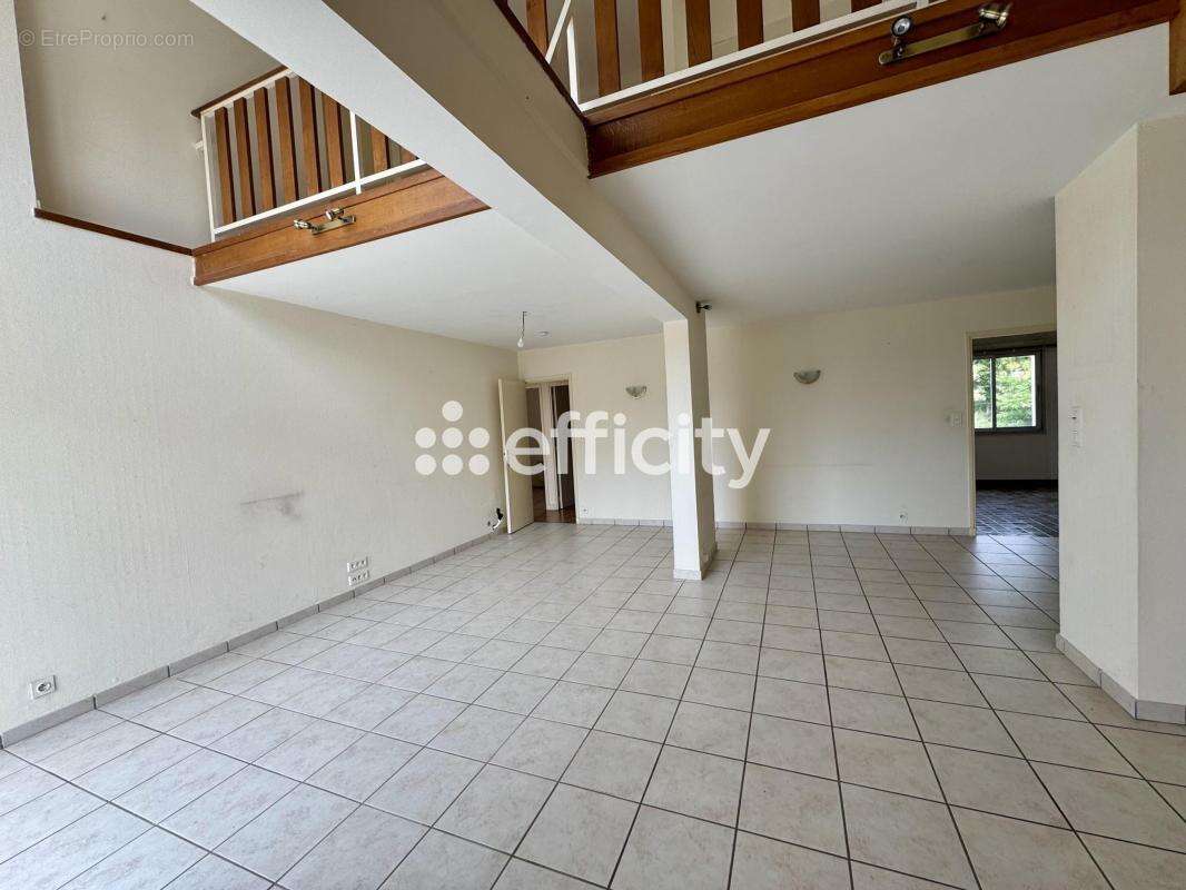 Appartement à THIERS