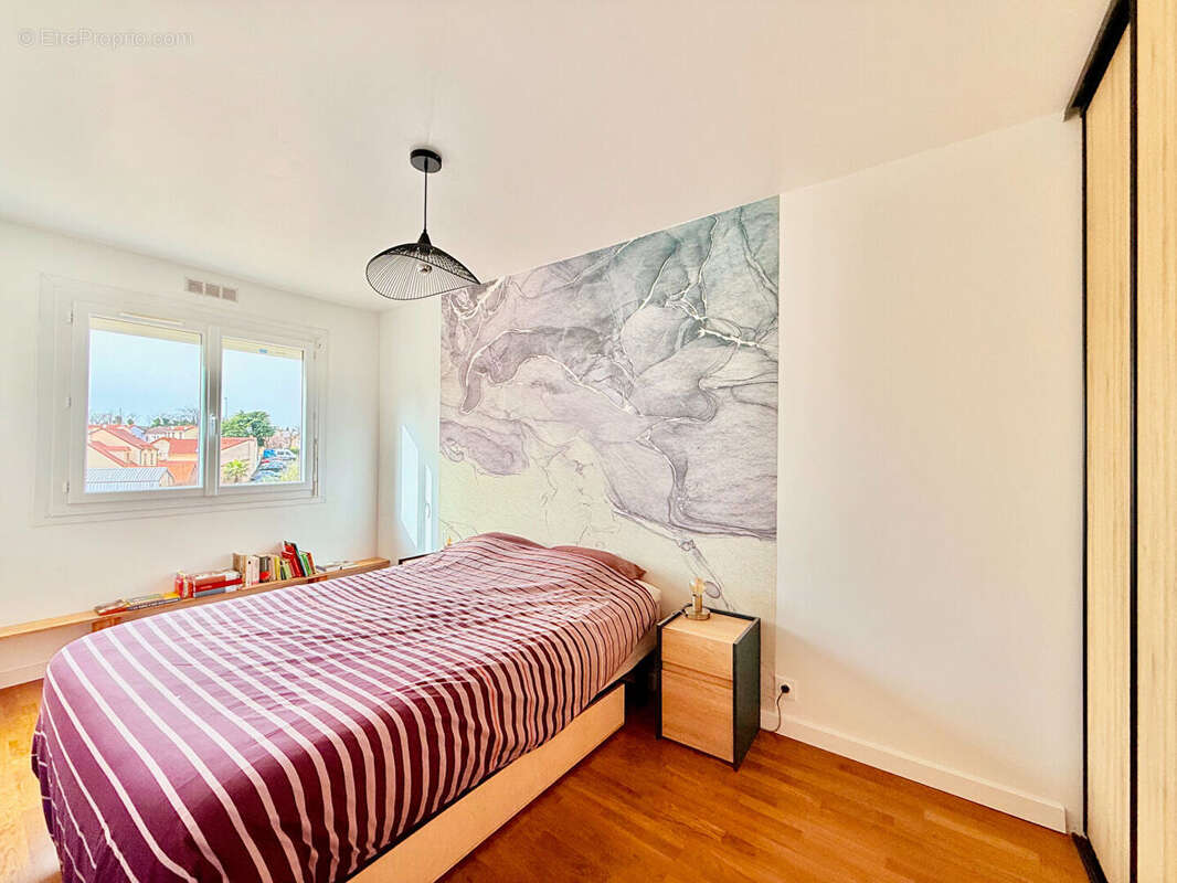 Appartement à MAISONS-ALFORT