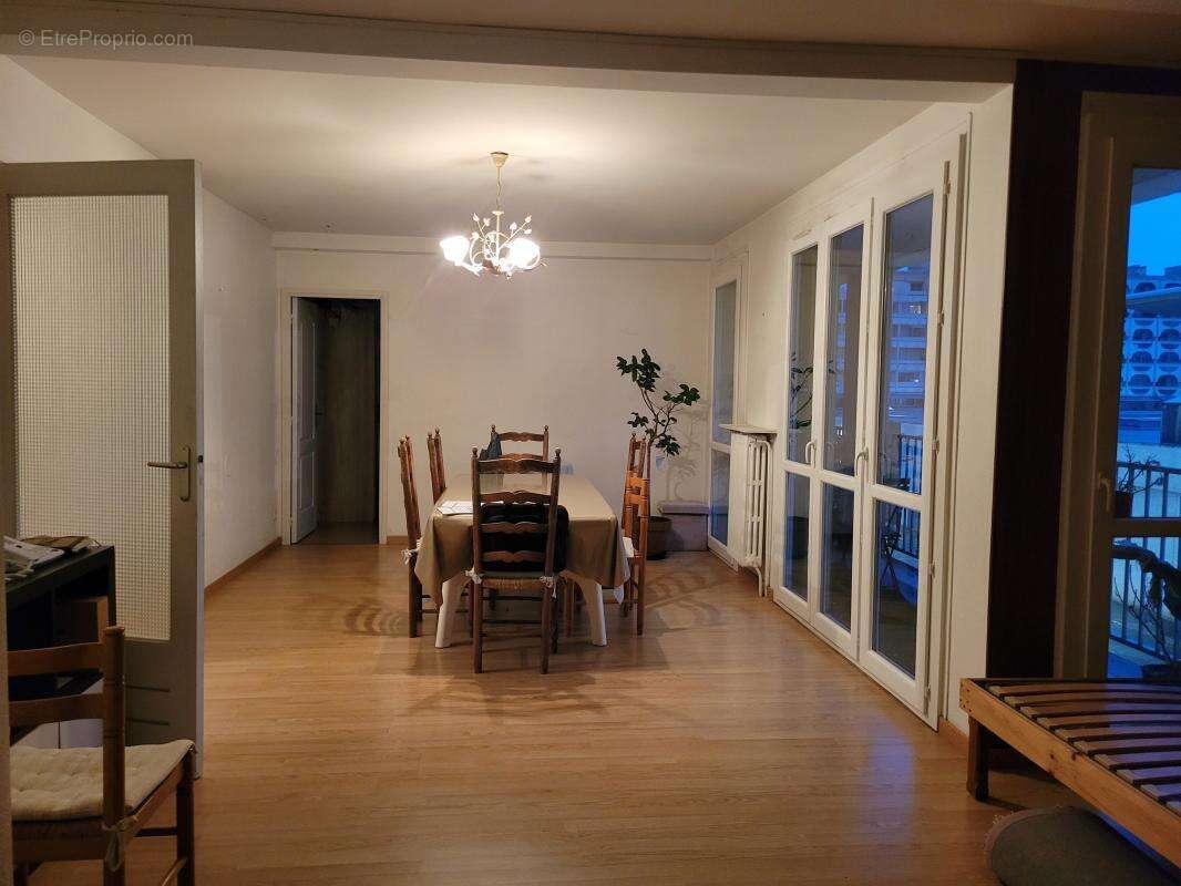 Appartement à COLOMIERS