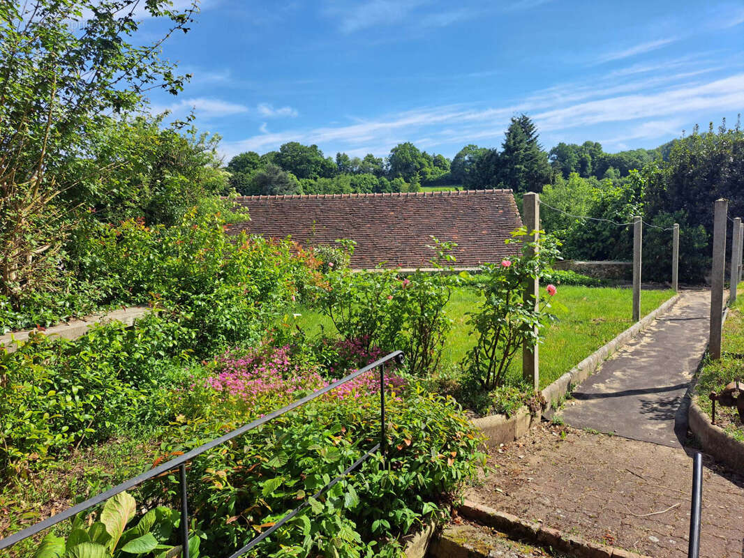 Maison à SAINT-CALAIS
