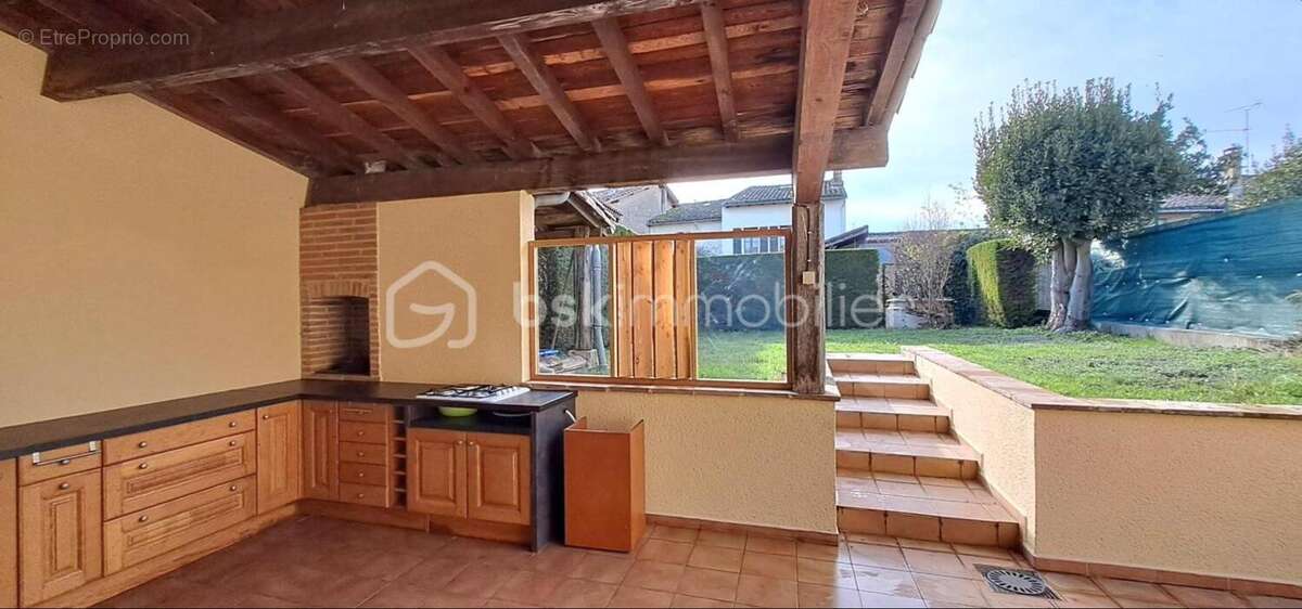 Maison de ville_ 4 chambres_ garage_ jardin_ au cœur de beaumont-de-lomagne ! - photo 12