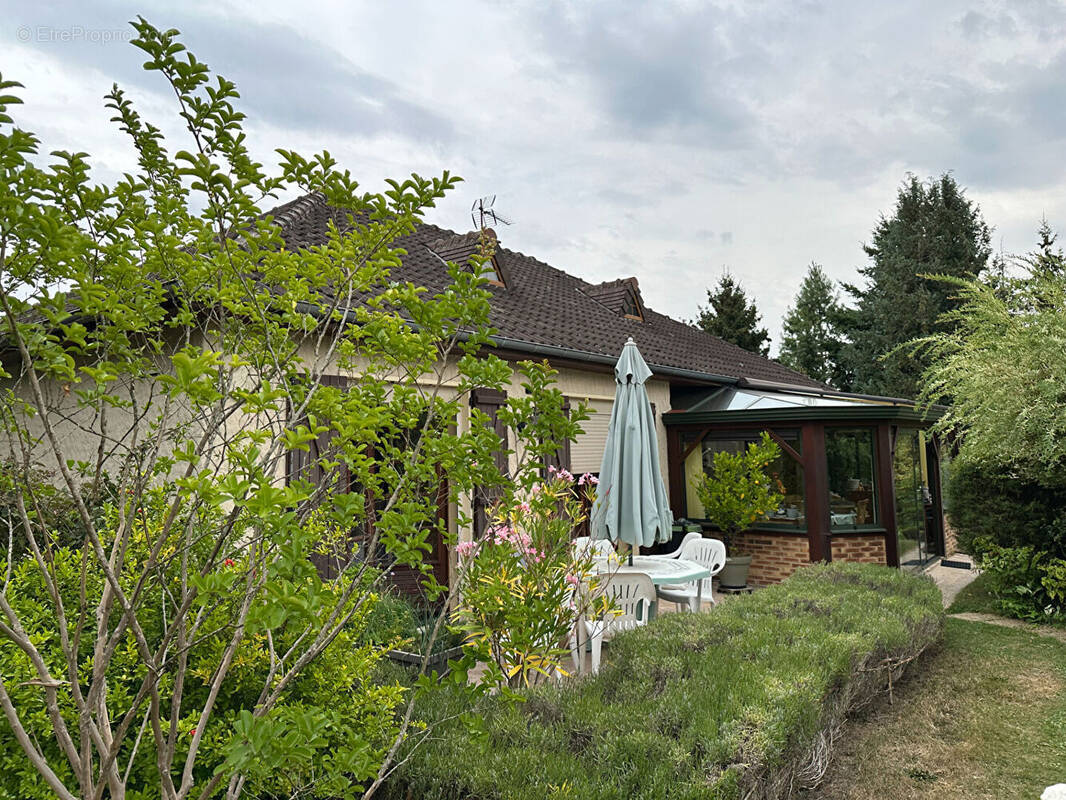 Maison à REMALARD