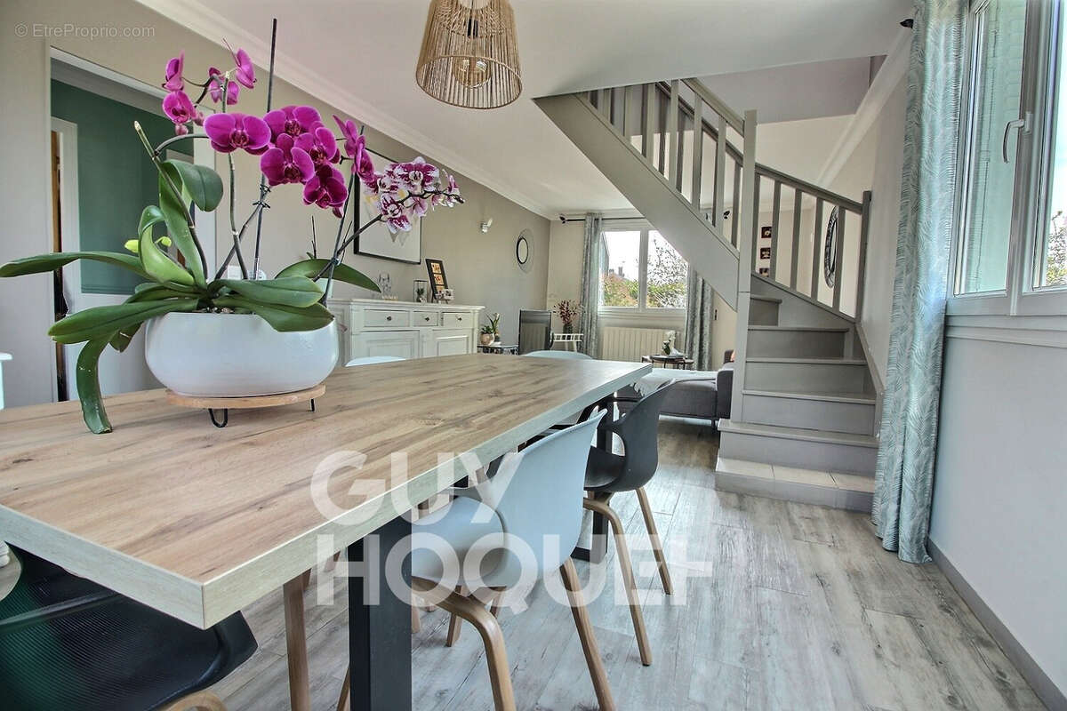 Maison à RUEIL-MALMAISON