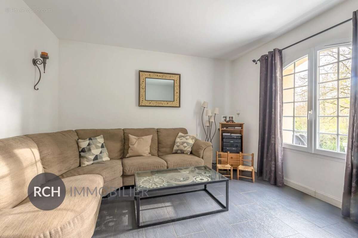 Maison à MONTFORT-L&#039;AMAURY