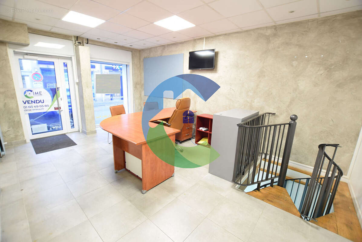 Commerce à EPINAY-SUR-ORGE