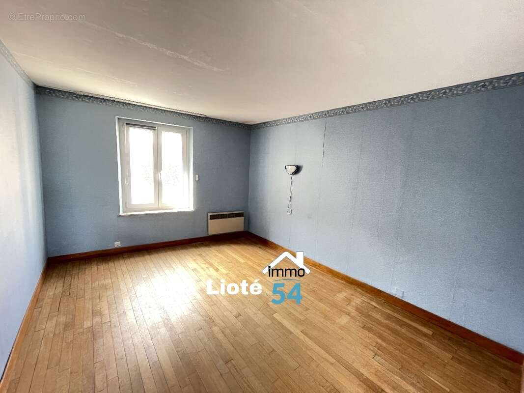 Maison à EINVILLE-AU-JARD