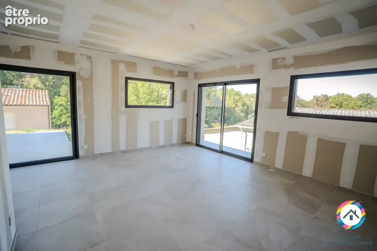 Villa neuve de plain pied- 4 chambres- garage- clim-re2020 - photo 7