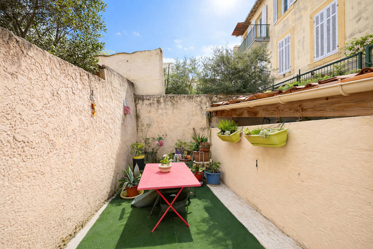 Appartement à MARSEILLE-7E
