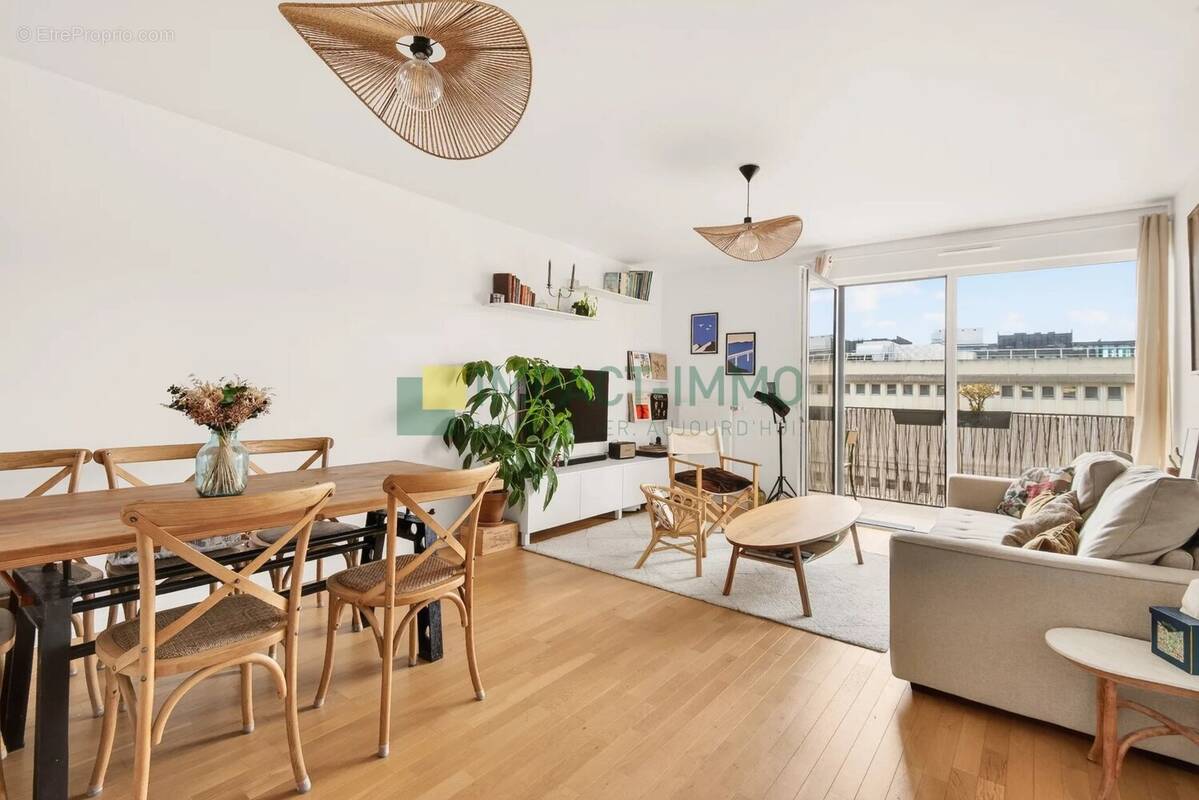 Appartement à CLICHY