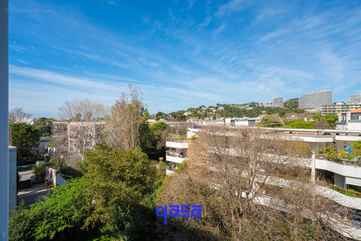 Appartement à MARSEILLE-8E