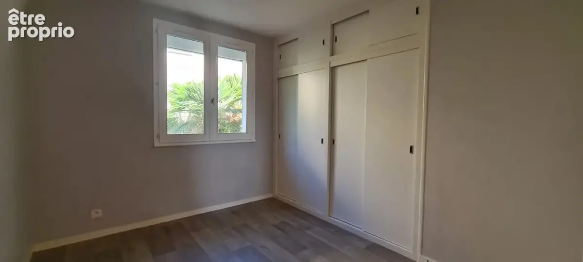 Maison Clisson 5 P . 3 Chs . Bureau . 81.29 M² . T 377 M² . Terrasse . Garage - photo 6