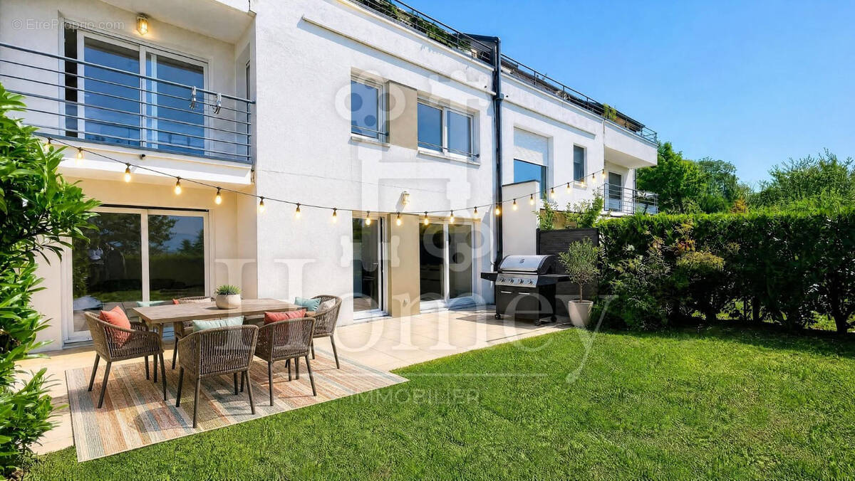 Appartement à VETRAZ-MONTHOUX