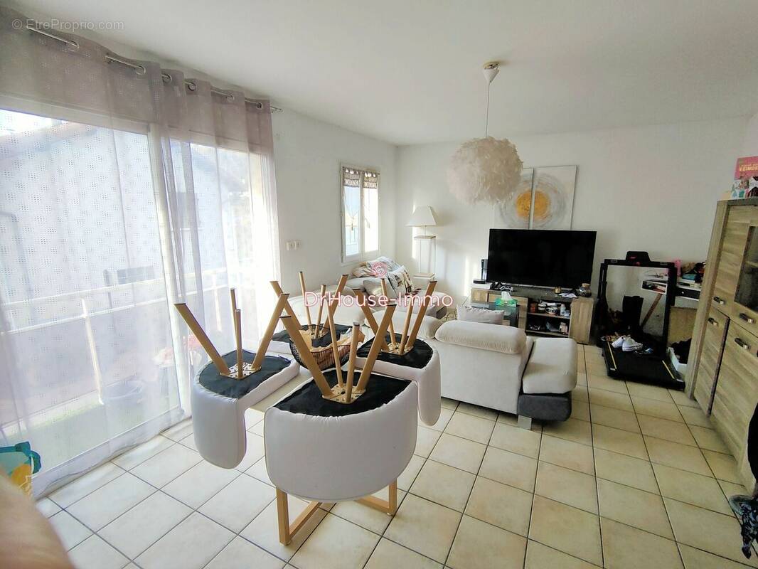 Appartement à SAINT-VERAND