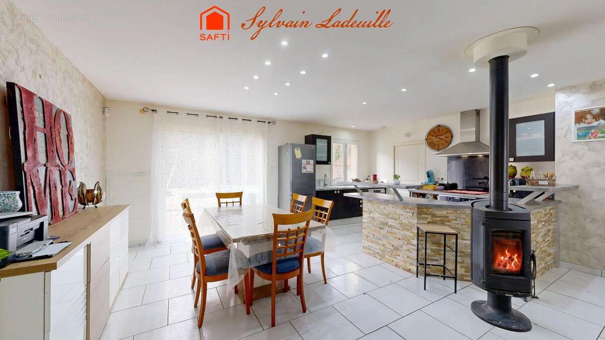 Photo 4 - Maison à LE BUGUE