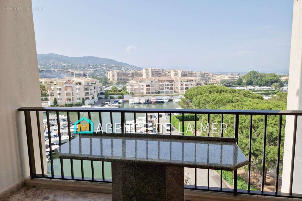 Appartement à MANDELIEU-LA-NAPOULE