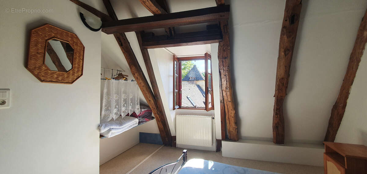 Maison à LES EYZIES-DE-TAYAC-SIREUIL