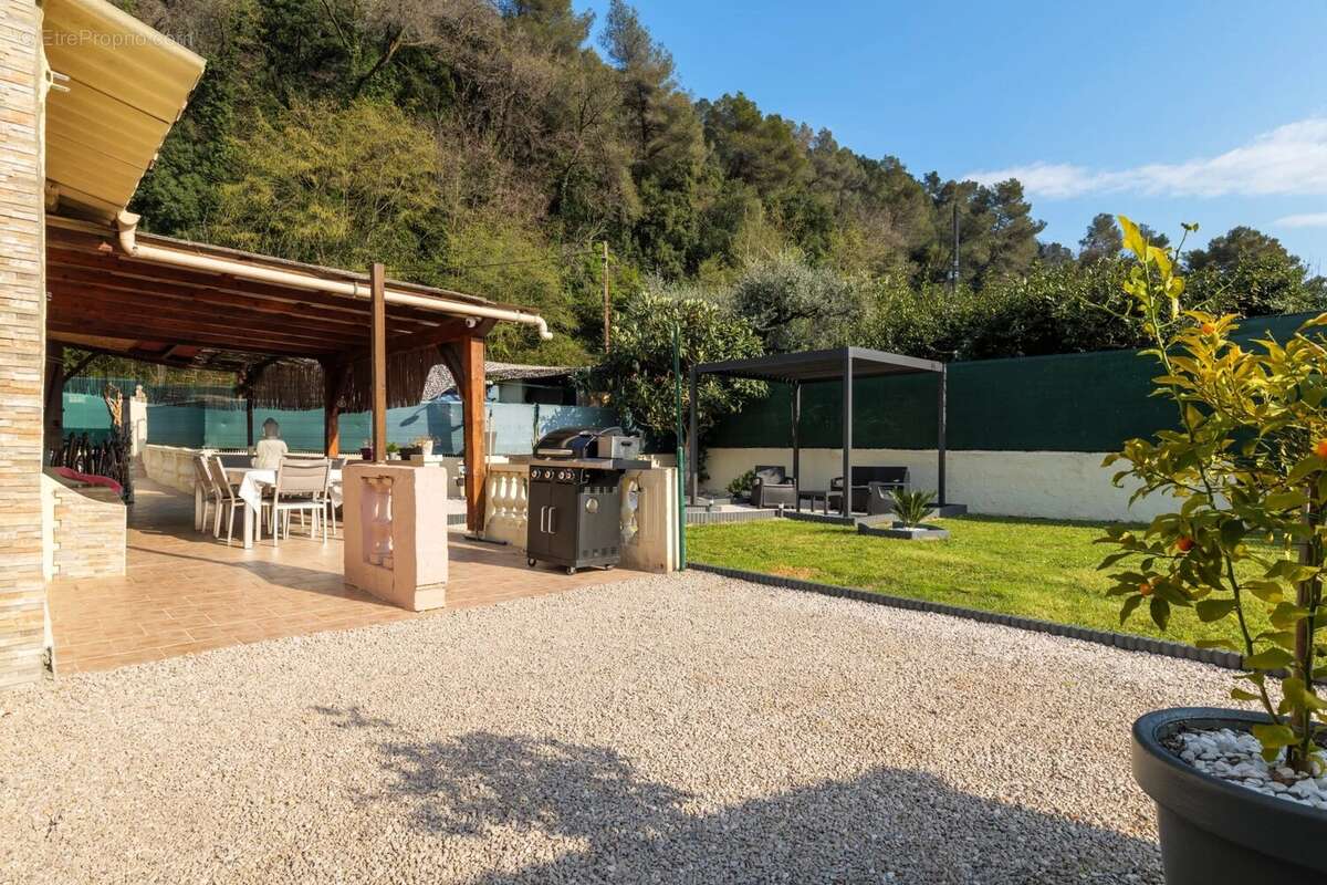 Maison à CAGNES-SUR-MER