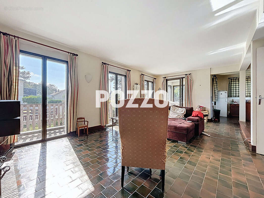 Maison à HAUTEVILLE-SUR-MER