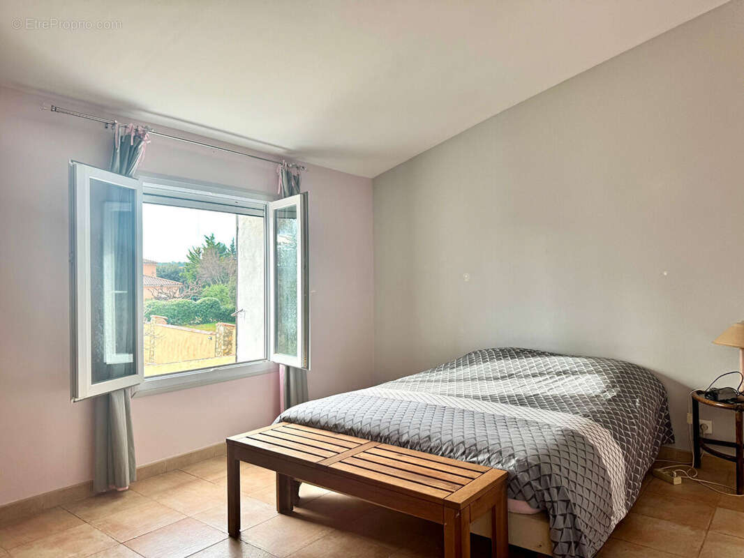 Maison à VILLENEUVE-LES-AVIGNON