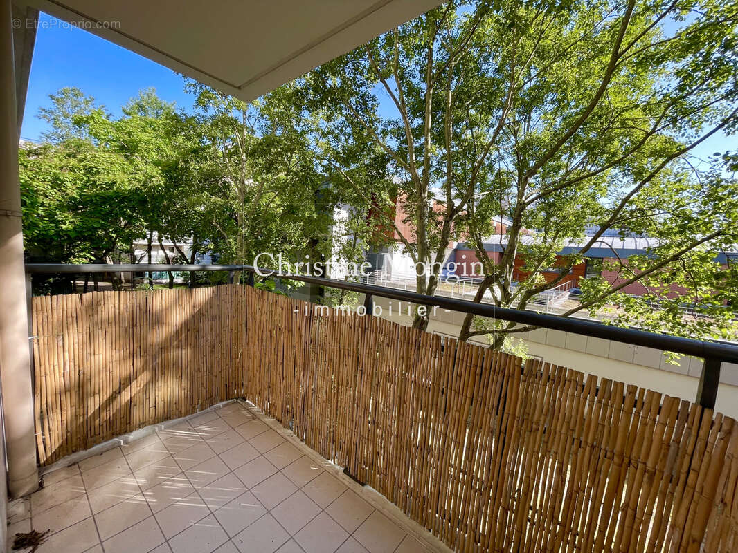 2 Pièces 46m2 à vendre avec balcon et parking en sus. RUEIL-MALMAISON - photo 2