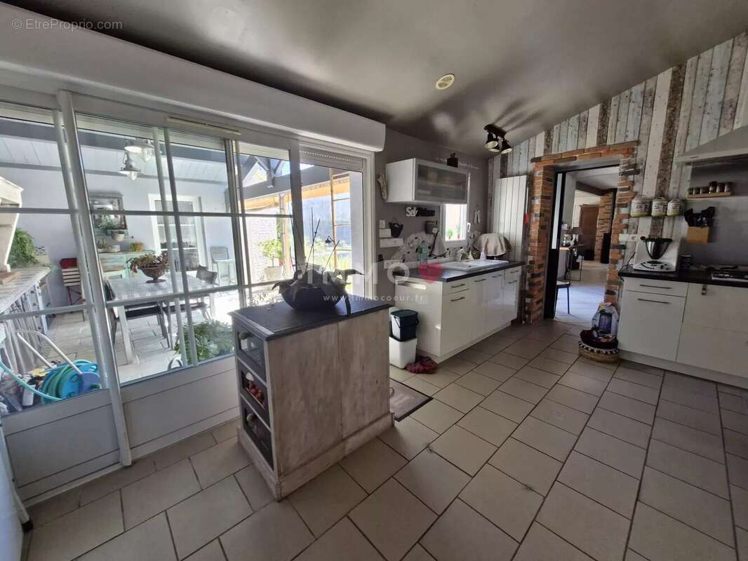 Maison à DOMPIERRE-SUR-MER