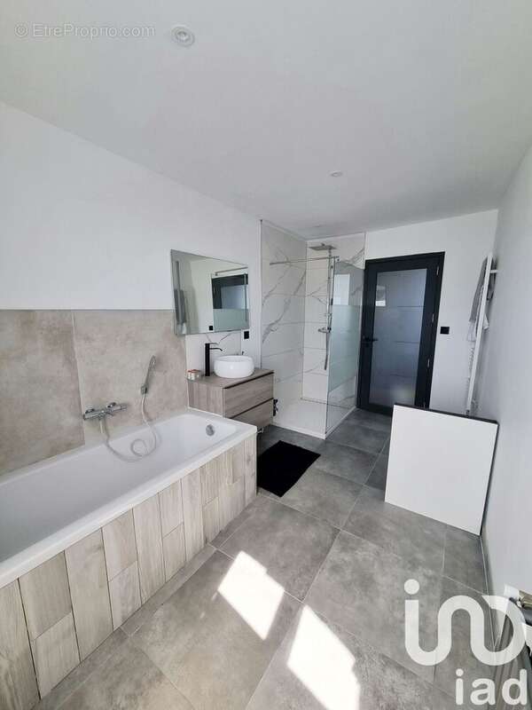 Photo 8 - Maison à RAISMES