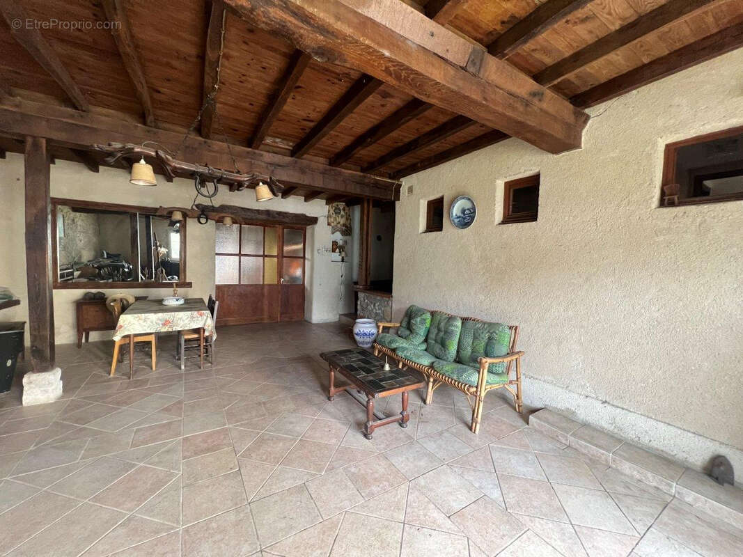 Maison à MIRANDE