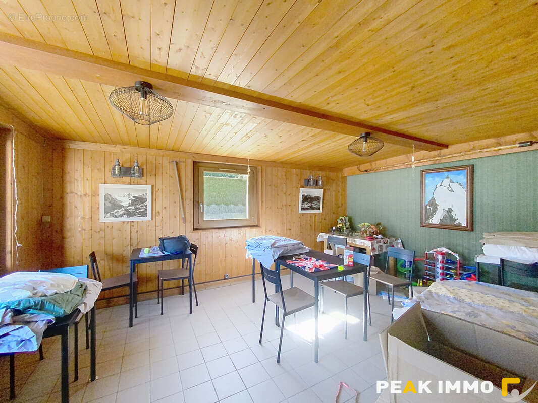 Chalet 7 pièces + 2 appartements 477 m2 au total - Les Houches - photo 10