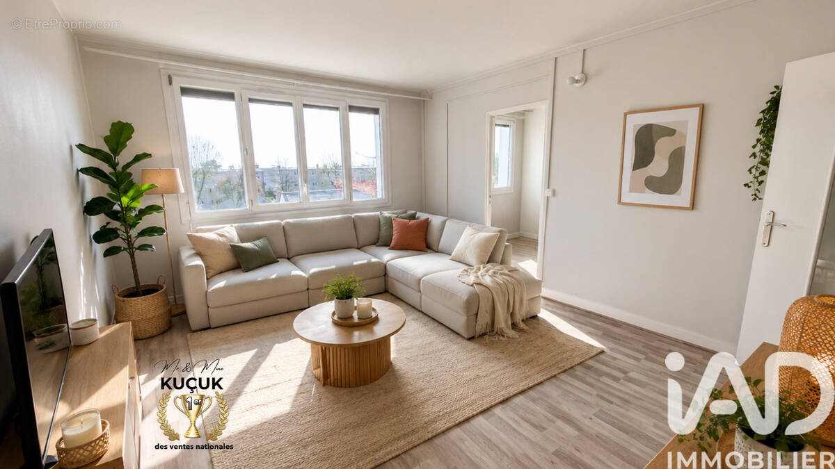 Photo 1 - Appartement à SAINT-JEAN-DE-BRAYE
