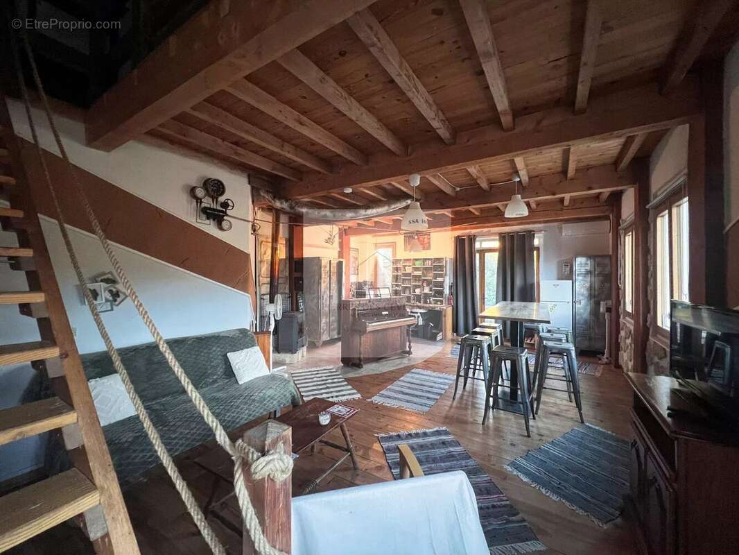 Maison à SAINT-SEBASTIEN-D&#039;AIGREFEUILLE