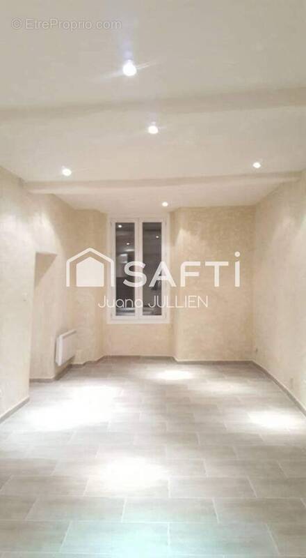 Photo 1 - Appartement à SAINT-MAXIMIN-LA-SAINTE-BAUME