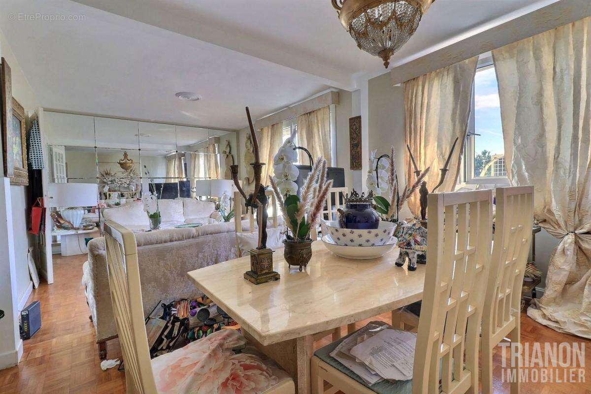 Appartement à LA CELLE-SAINT-CLOUD