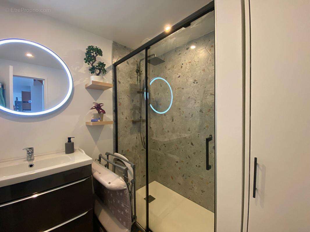 Maison à SAINTE-PAZANNE