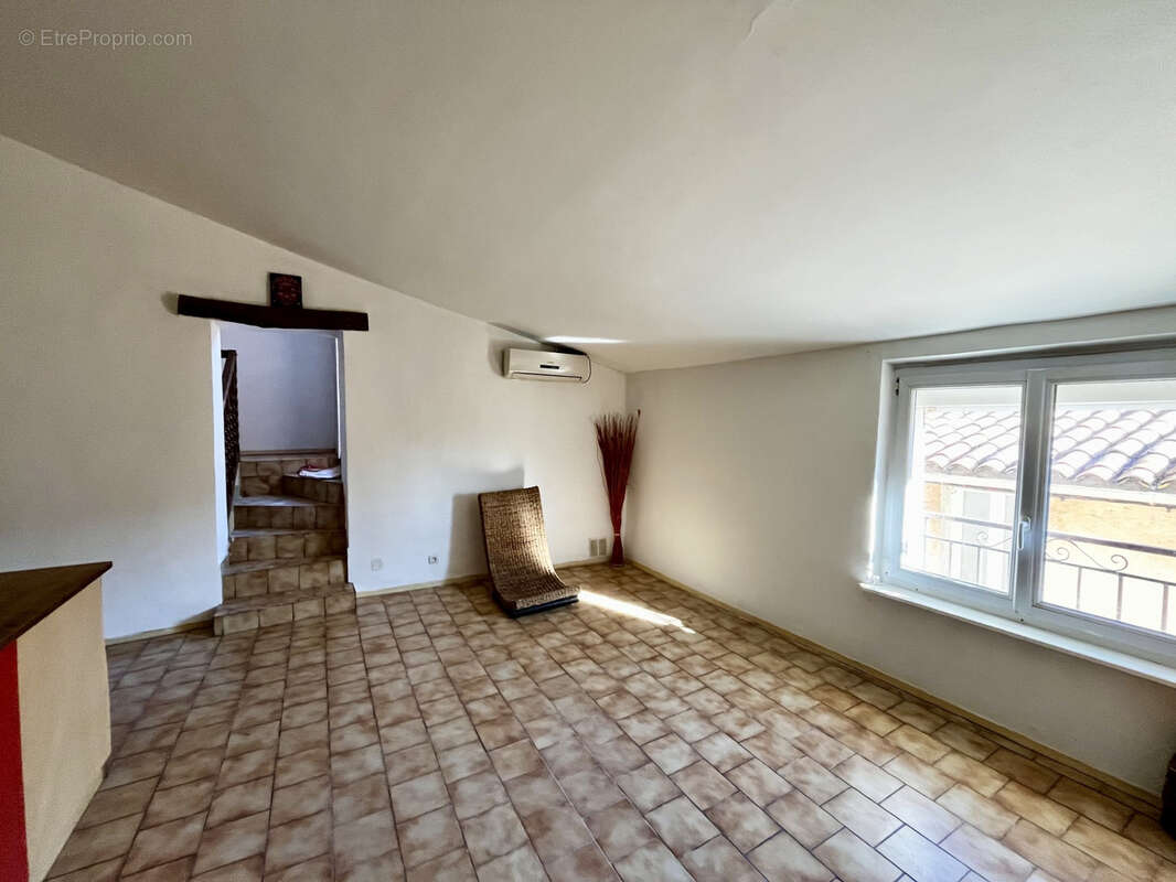 Appartement à TRANS-EN-PROVENCE