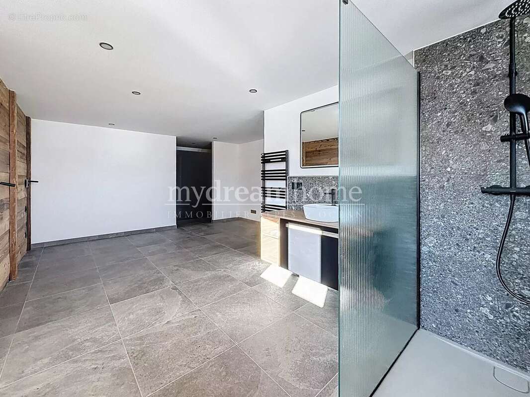 Maison à SAINT-NICOLAS-LA-CHAPELLE