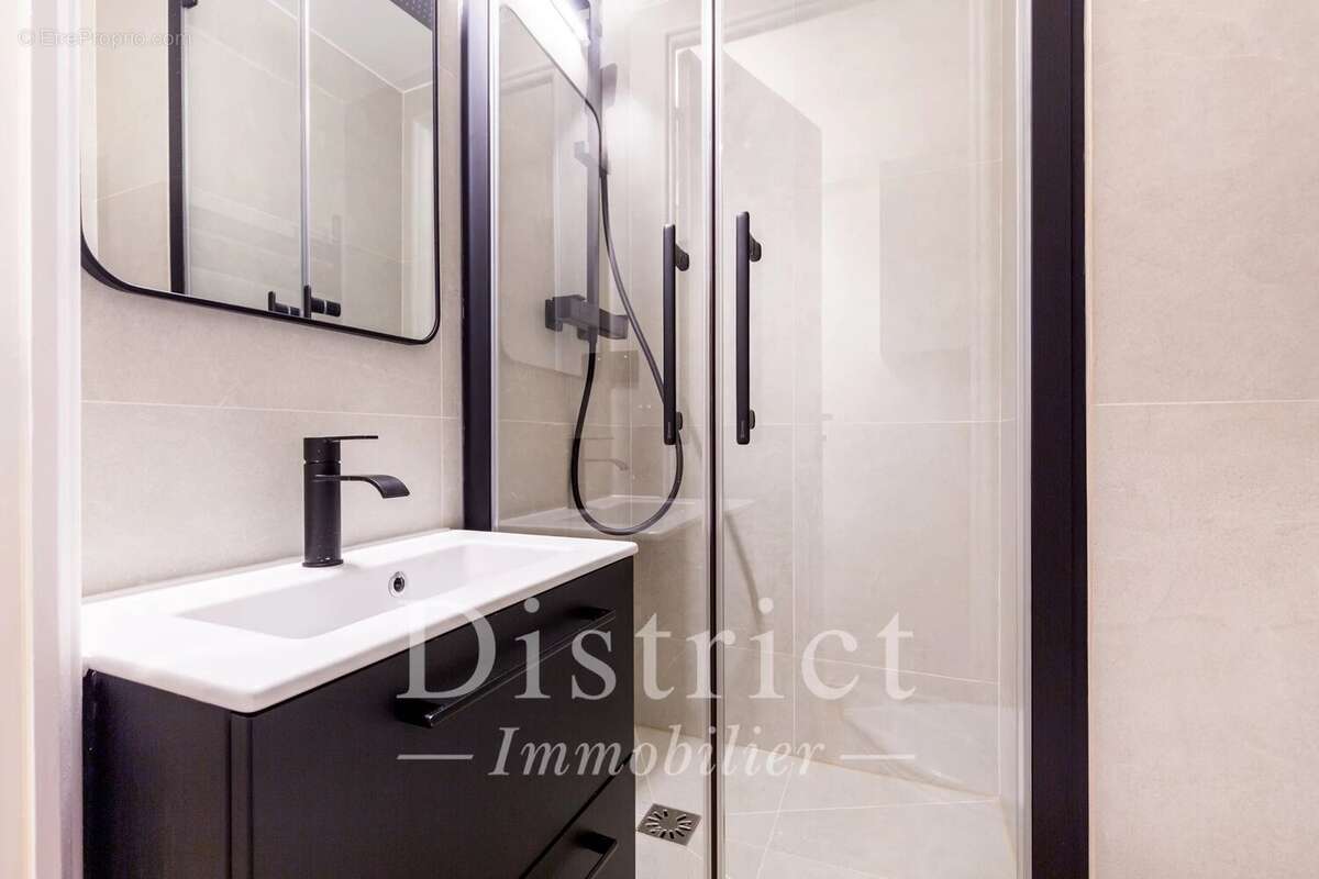 Appartement à PARIS-4E