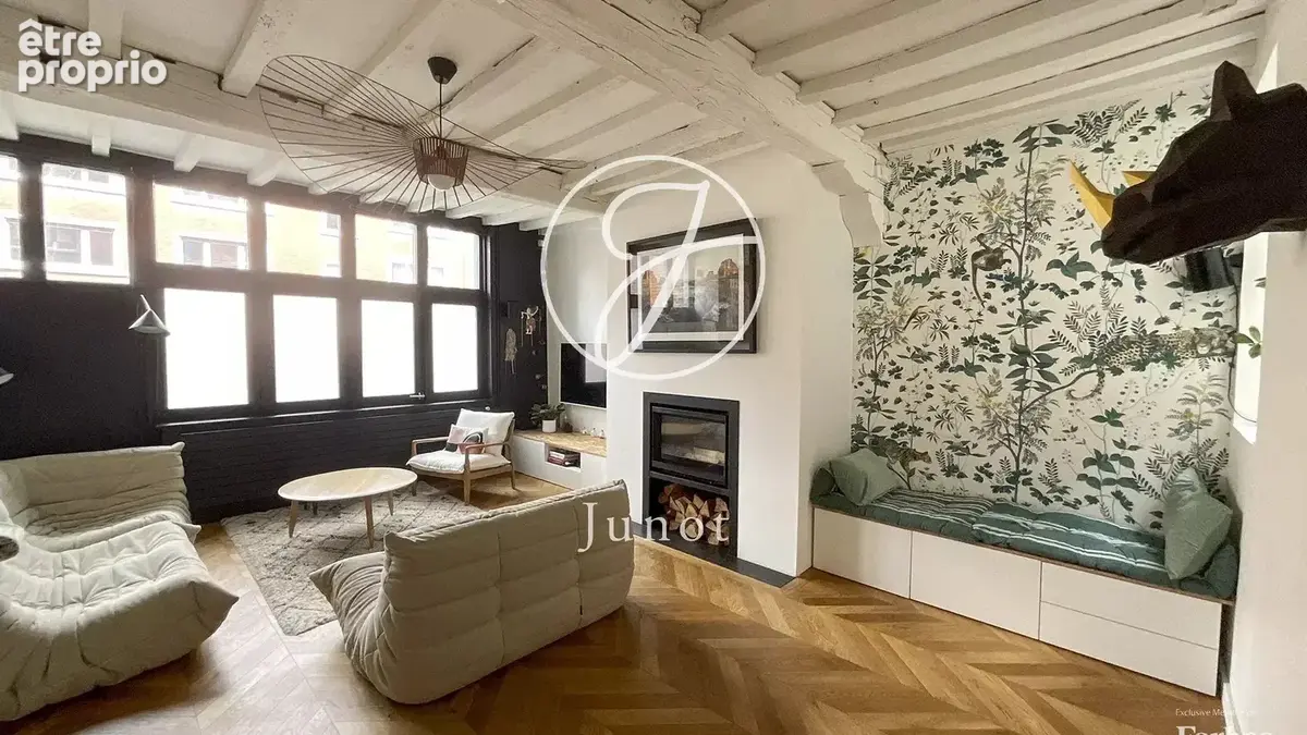 Lille - VIEUX LILLE - Maison -  6 pièces - 138m² - 3 chambres - Terrasse - Bureau - photo 10