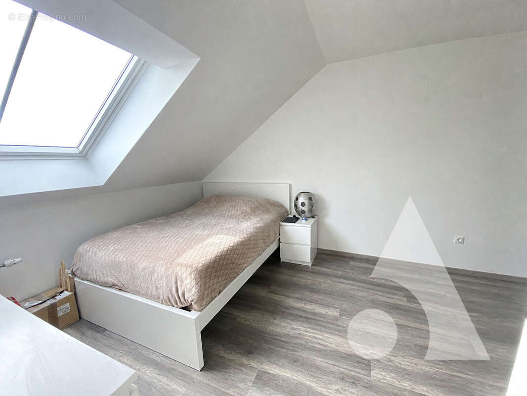 A vendre appartement 2 chambres avec balcon - photo 7