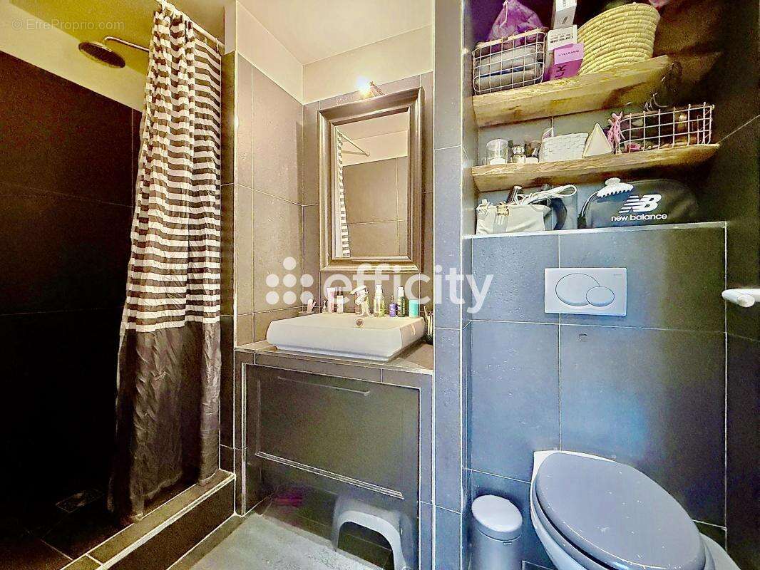 Maison à ISSY-LES-MOULINEAUX