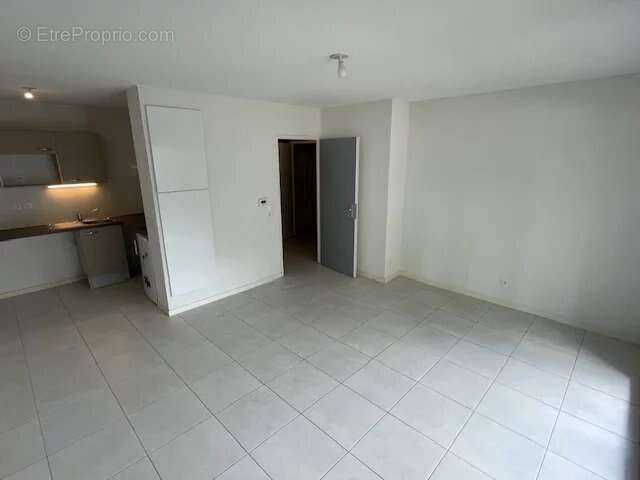 Appartement T2 45m² à Canéjan 33610 - photo 4