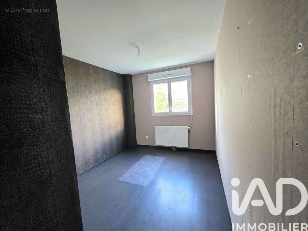 Photo 8 - Maison à BUCHERES