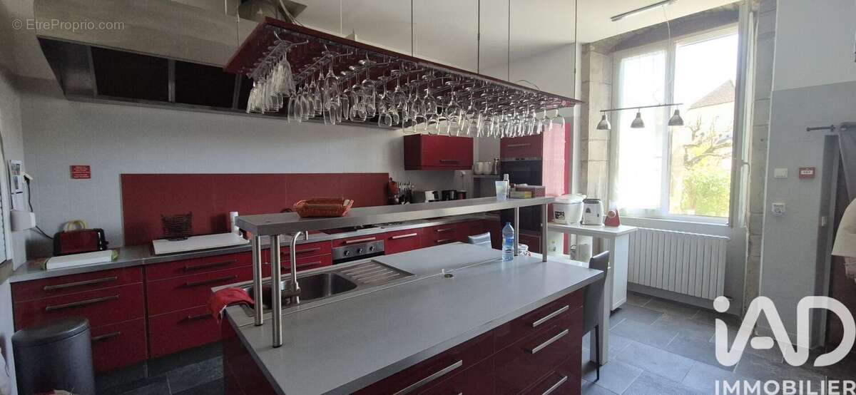 Maison 402 m² à Chateau-Chalon  - photo 6