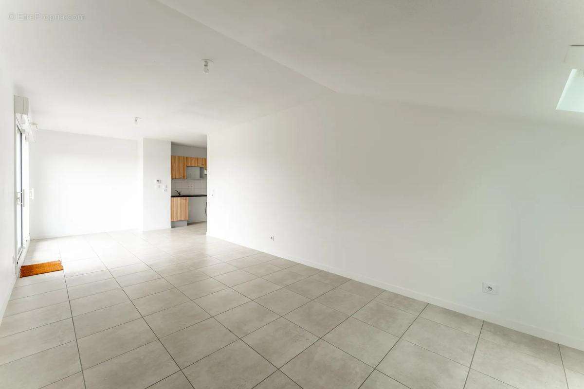 Appartement à BASSENS