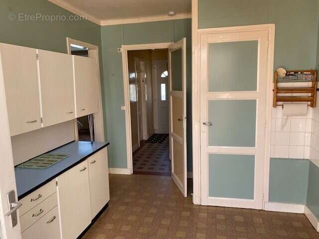 Maison à SAINT-COSME-EN-VAIRAIS