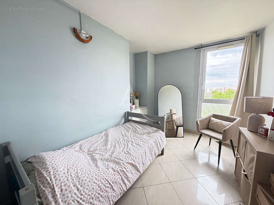 Appartement à LIVRY-GARGAN