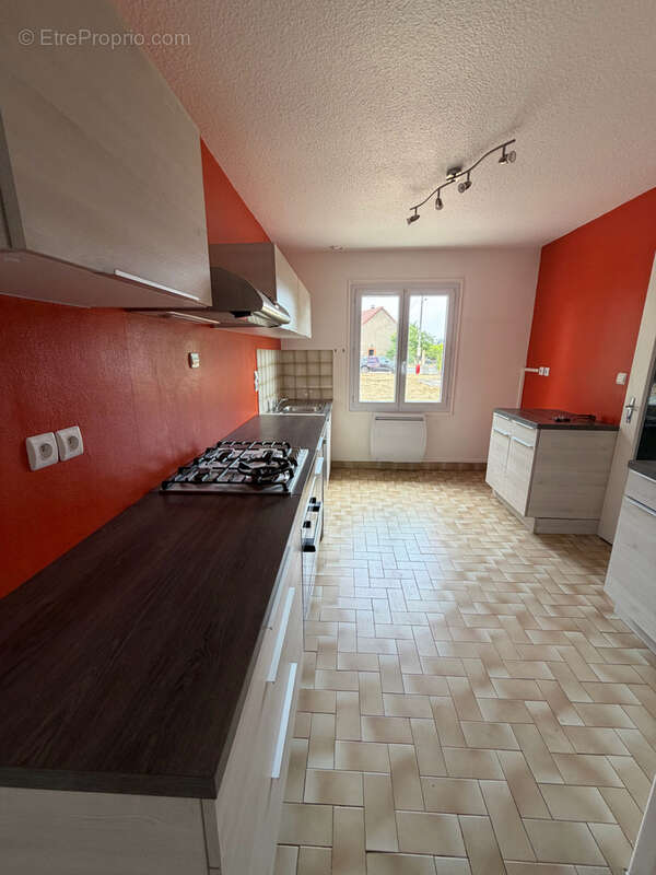 Maison à Pierrefitte/Loire - photo 7