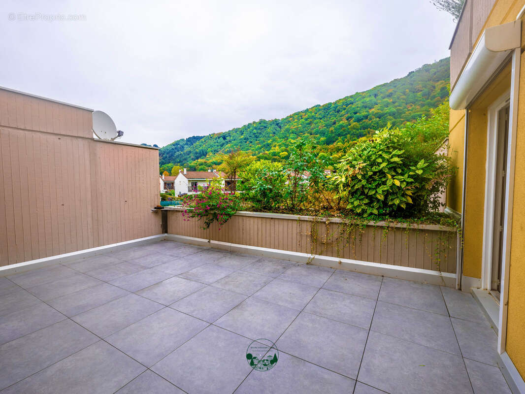 Photo 8 - Appartement à POISAT