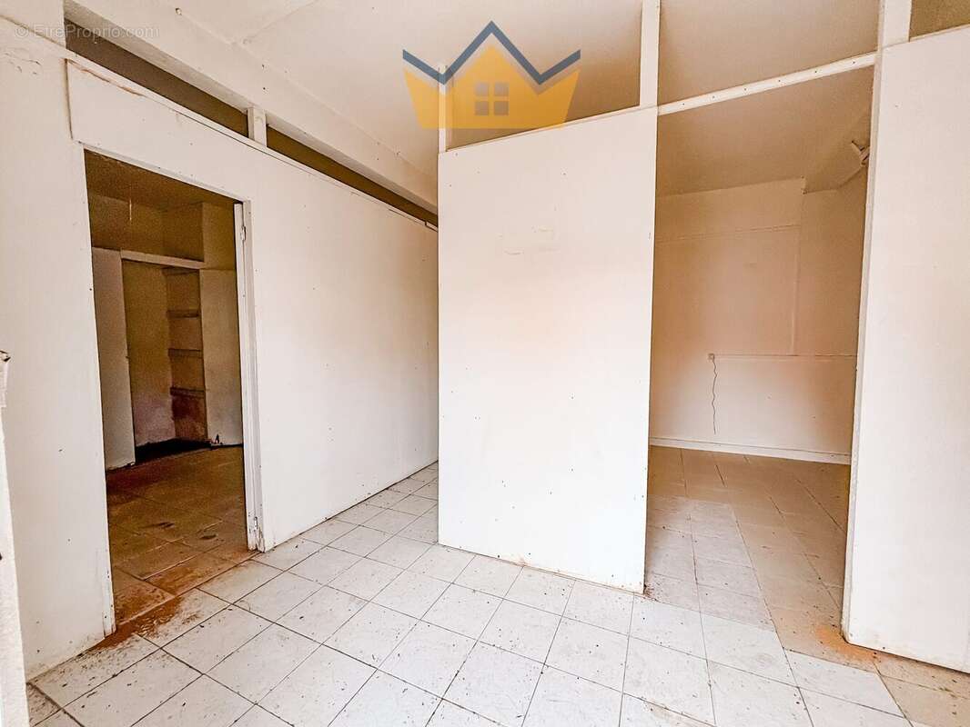 Commerce à FORT-DE-FRANCE