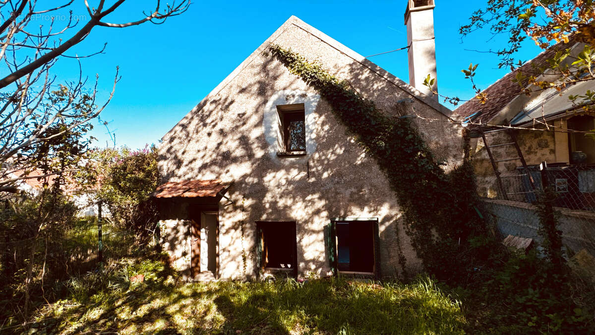 Maison à CHAMPIGNY