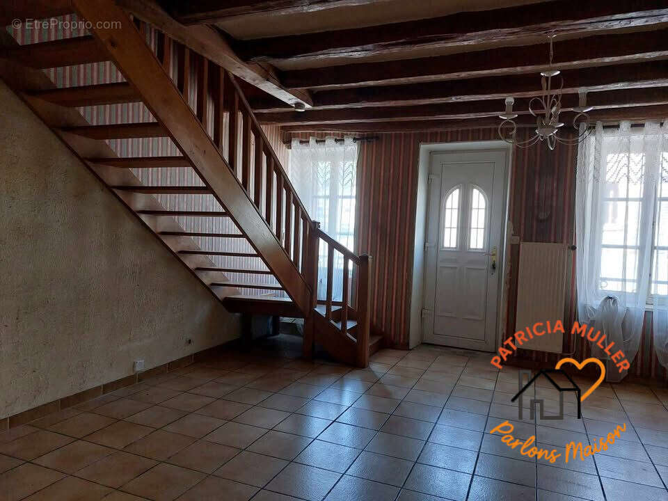 Maison 94 m² à Bogny-Sur-Meuse  - photo 4